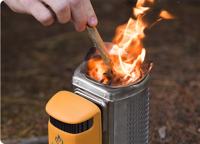 biolite-campstove-2-kompakt-dumansiz-odun-yakitli-kamp-sobasi-asimetrik-e-ticaret-gorsel4