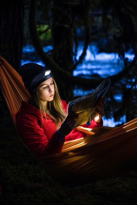 biolite-headlamp-325-325-lumen-kafa-lambasi-asimetrik-e-ticaret-gorsel2