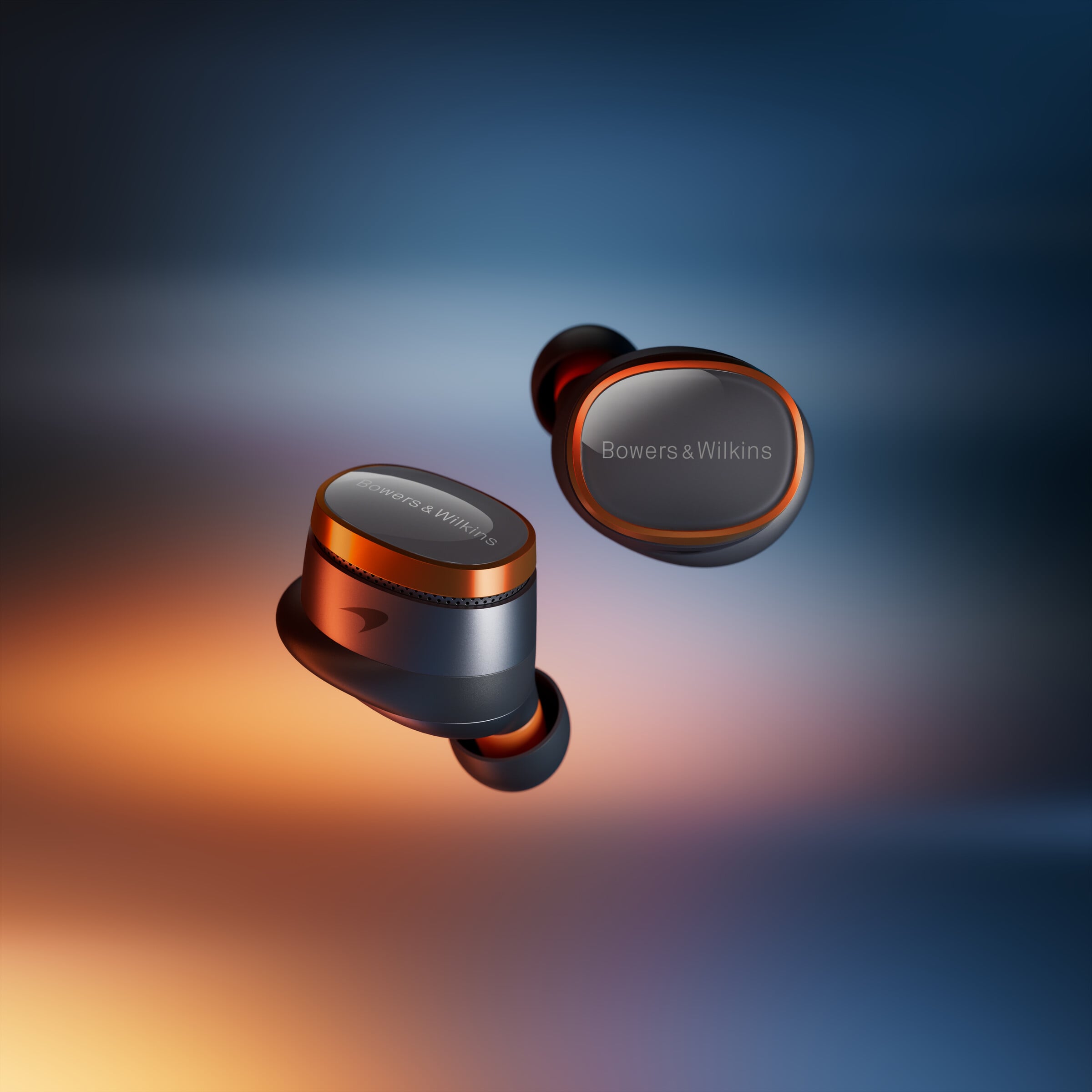 Bowers & Wilkins Px8