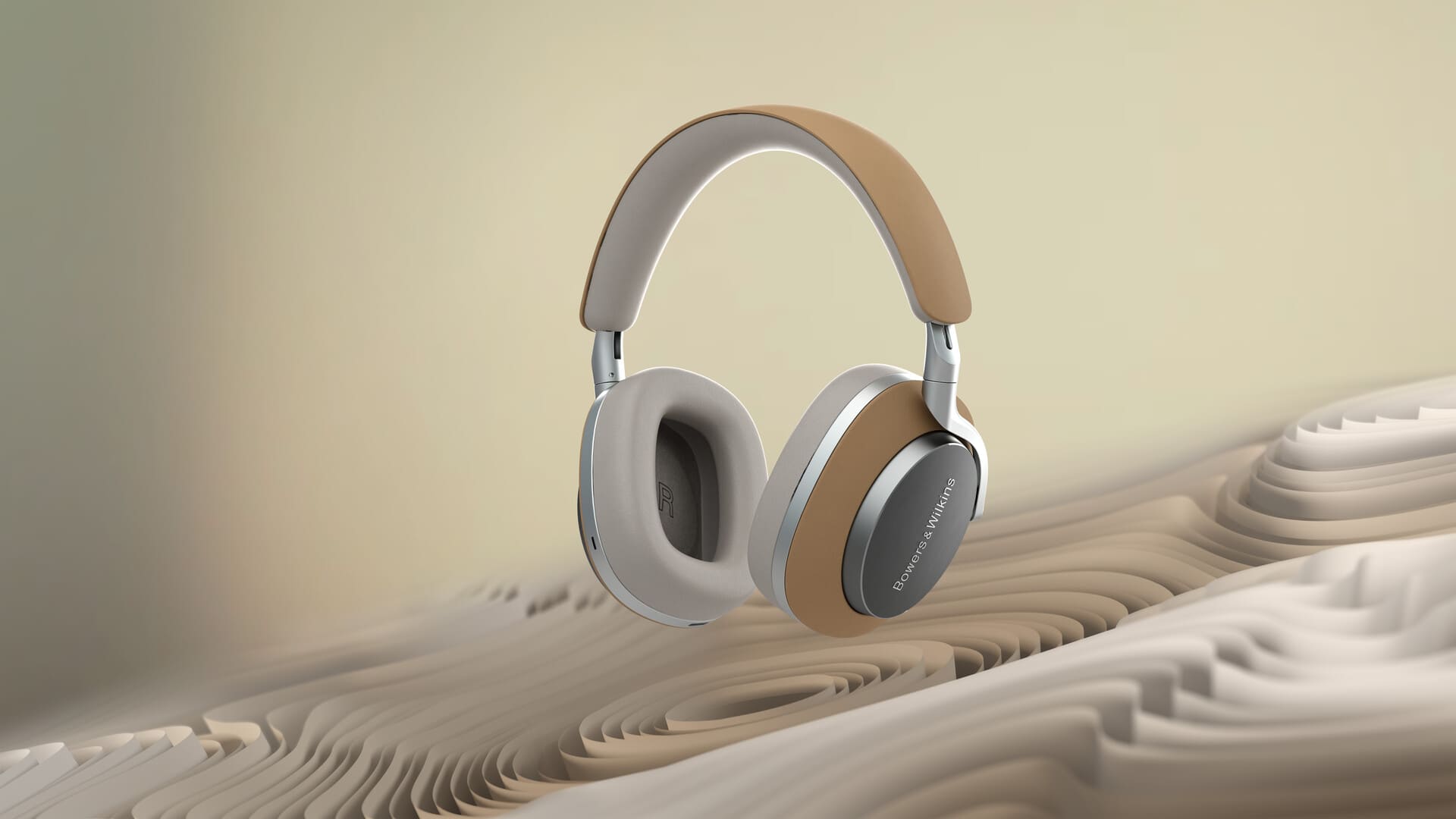 Bowers & Wilkins Px8