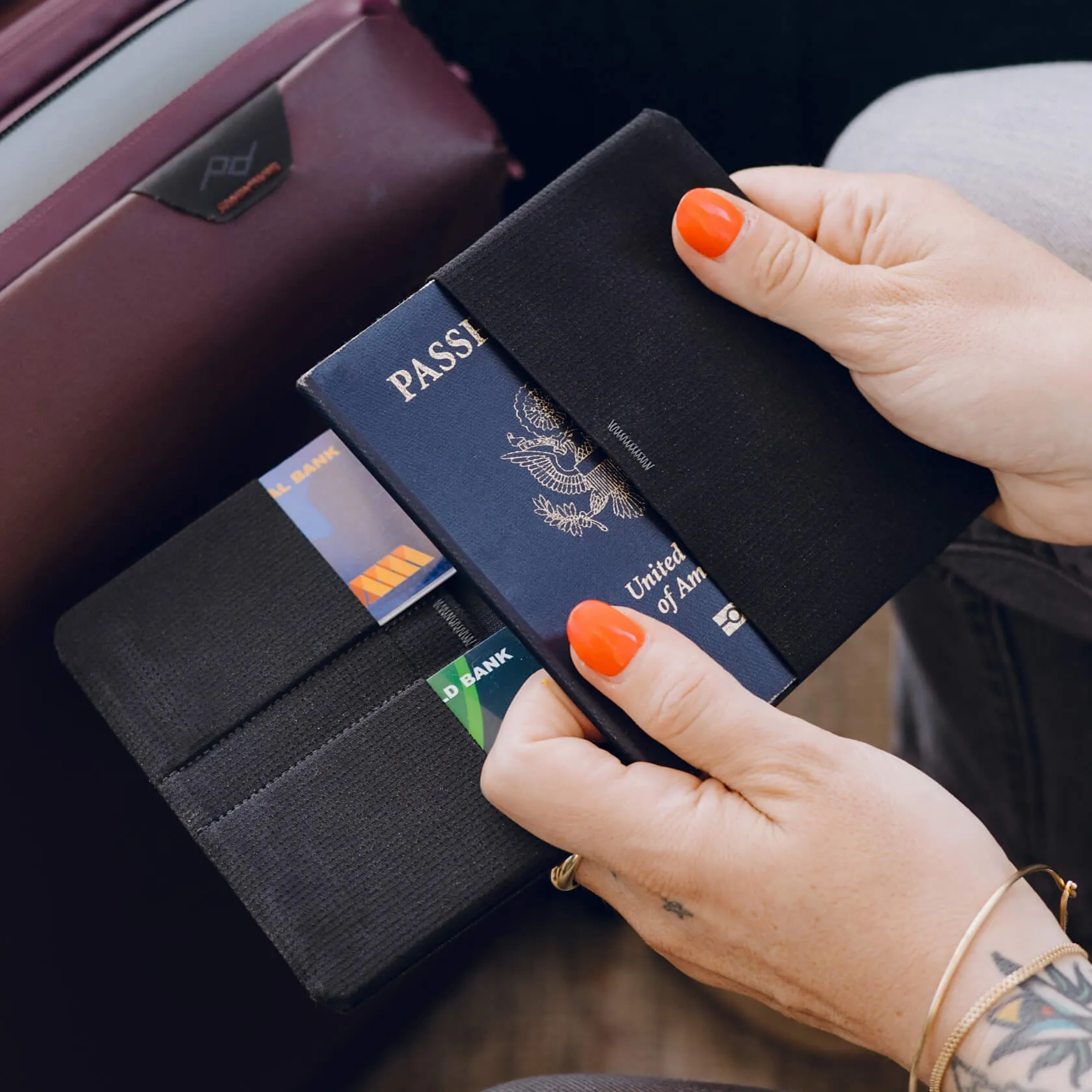 peak-design-passport-wallet-pasaport-cuzdani-asimetrik-e-ticaret-gorsel4