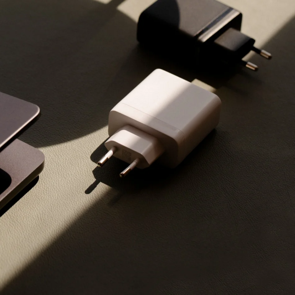 sudio-p3-gan-65w-usb-c-65w-usb-c-hizli-sarj-adaptoru-asimetrik-e-ticaret-gorsel3