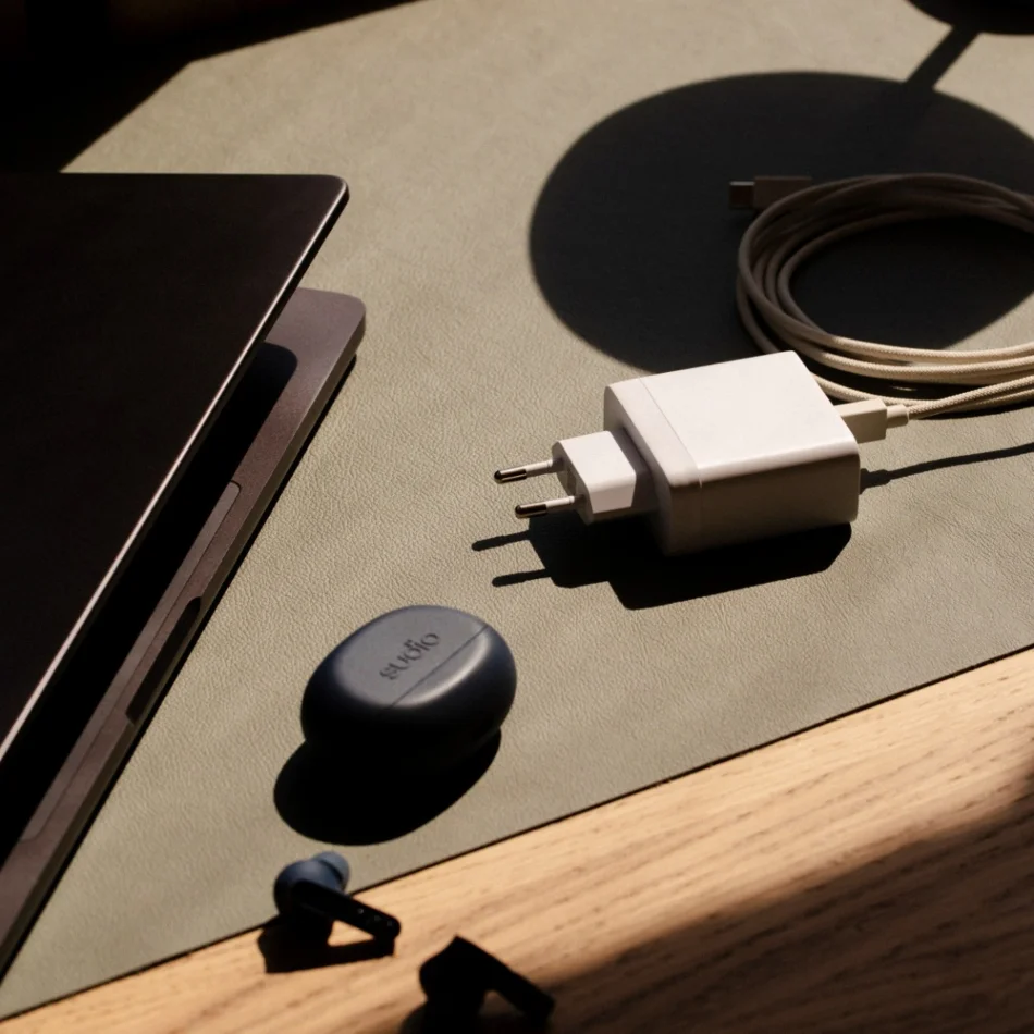 sudio-p3-gan-65w-usb-c-65w-usb-c-hizli-sarj-adaptoru-asimetrik-e-ticaret-gorsel1