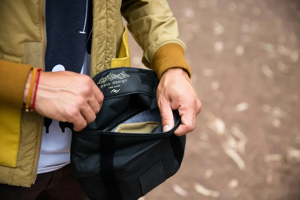 peak-design-field-pouch-cok-amacli-mini-canta-duzenleyici-asimetrik-e-ticaret-gorsel3