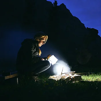 Luci Charge 150 Güneş Enerjili Kamp Lambası & Powerbank - 2